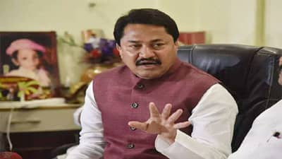 Nana Patole : जीडीपी घरसत असताना डीपी बदलण्याचे आवाहन केलं जातंय, नाना पटोले यांचा घणाघाती हल्ला