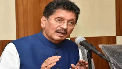 Deepak Kesarkar | एवढ्या आरोपानंतरही राठोडांना मुख्यमंत्री शिंदेंनी संधी का दिली? दीपक केसरकरांनी कारण सांगितलं...