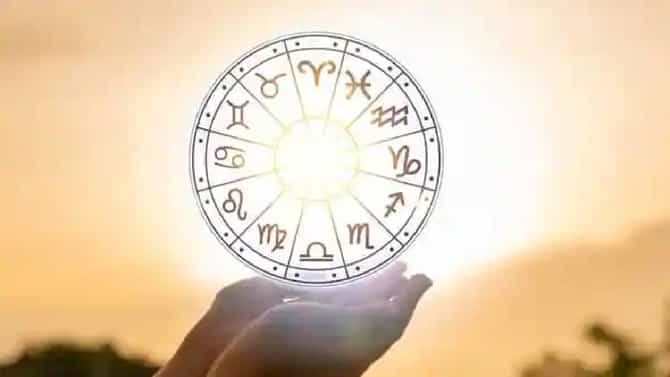 Astrology: विवाह इच्छुकांना येतील लग्नाचे प्रस्ताव, या राशीच्या लोकांची आर्थिक परिस्थिती सुधारेल