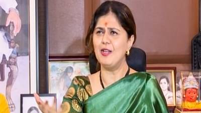 ओबीसी आरक्षणाचं रक्षण या बंधनात सरकारनं अडकावं, राखीपौर्णिमेला पंकजा मुंडेंचं शिंदे-फडणवीसांकडे मागणं