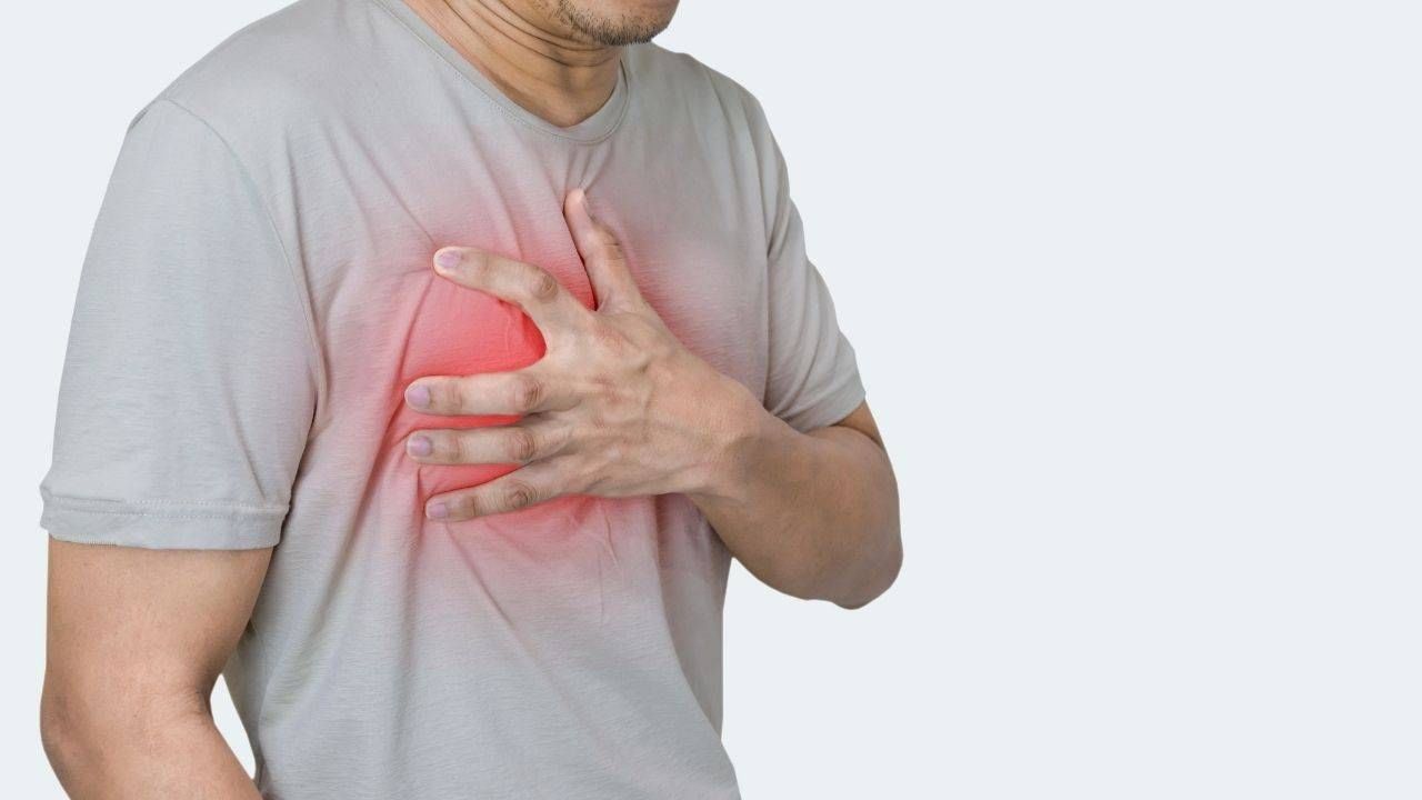 Heart attack : हृदयविकाराचा झटका टाळायचा असेल; तर, डॉक्टरांनी सांगीतलेल्या ‘या’ गोष्टी ठेवा लक्षात!