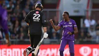 Dwayne Bravo New Record : ड्वेन ब्राव्होचा ऐतिहासिक विक्रम, दिग्गज गोलंदाजांनाही मागे टाकलं, कोणता रेकॉर्ड केलाय? जाणून घ्या...