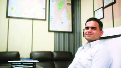 Sameer Wankhede : समीर वानखेडे दलितच, त्यांच्या वडिलांनी अन् त्यांनी कधीही मुस्लीम धर्म स्विकारला नव्हता,सरकार बदलताच जात पडताळणी समितीकडून क्लीन चिट