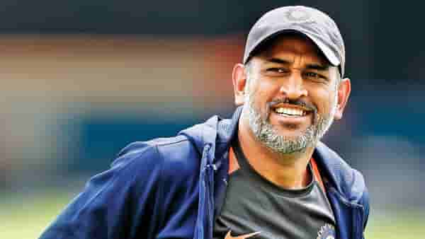 Asia cup 2022: राहुल द्रविड नसतील, तर लक्ष्मण यांच्यापेक्षा MS Dhoni जास्त चांगला पर्याय