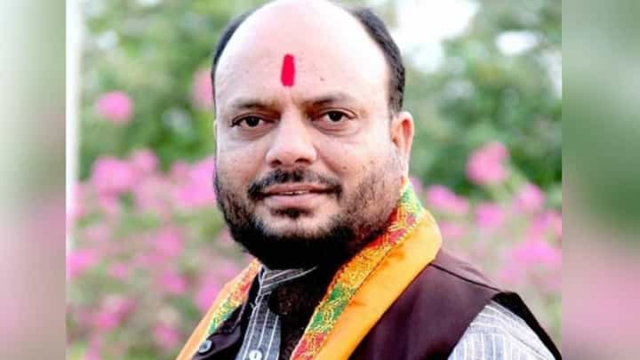 ओबीसी आणि मराठा आरक्षणासाठी सरकार प्रयत्नशील -गुलाबराव पाटील ओबीसी आणि मराठा आरक्षणासाठी सरकार प्रयत्नशील -गुलाबराव पाटील