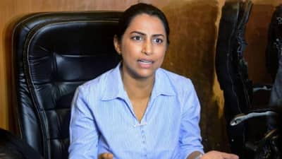 Kranti Redkar : नवाब मलिक यांच्या कुटुंबीयांना क्रांती रेडकर म्हणाल्या की, तुम्हाला हात जोडून शुभेच्छा, तुम्ही खुश राहा आणि आनंदी राहा!