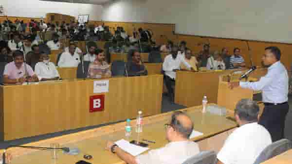 Nagpur Ganesh : यंदाचा गणेशोत्सव निर्बंधमुक्त, परवानगीसाठी एक खिडकीची व्यवस्था, नागपूर मनपा आयुक्तांची माहिती