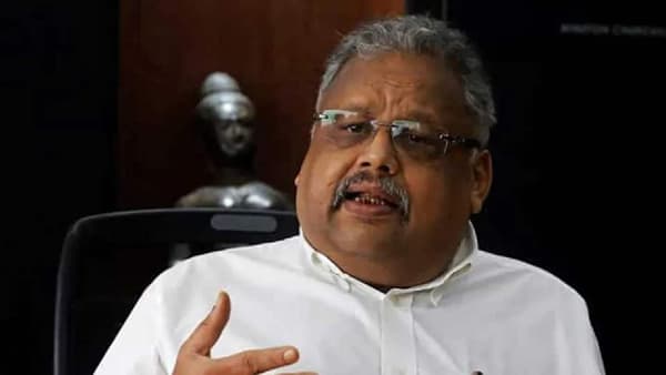 Rakesh Jhunjhunwala : 5000 रुपयांपासून शेअर बाजारात सुरुवात, राकेश झुनझुनवालांचा शेअर बाजारातील प्रवास वाचा...