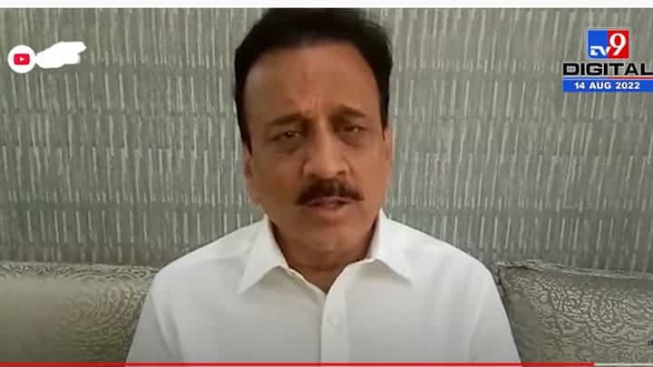 शून्यातून विश्व निर्माण करणाऱ्या नेत्याच्या अचानक जाण्याने दु:ख- गिरीश महाजन शून्यातून विश्व निर्माण करणाऱ्या नेत्याच्या अचानक जाण्याने दु:ख- गिरीश महाजन