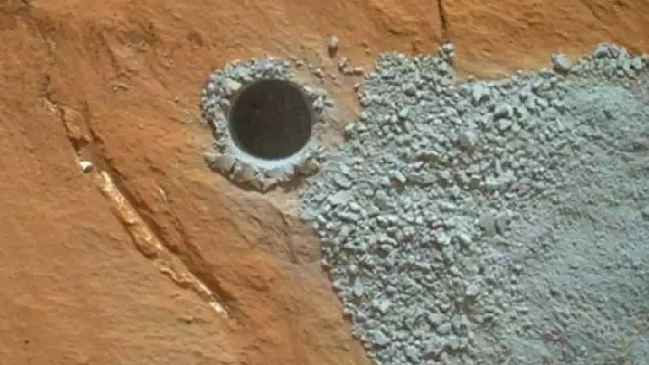Mars new discovery: मंगळावर चांदीसारख्या दिसणाऱ्या खनिजाबाबत मोठी माहिती हाती, 3अब्ज वर्षांपूर्वी स्फोटामुळे झाले तयार, काय आहे घ्या जाणून?