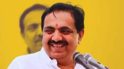 एकनाथ शिंदेंनी किती जणांची मनं सांभाळायची..? ; त्यामुळे सगळ्यांनी मिळून मुख्यमंत्र्यांना समजून घ्या; जयंत पाटलांचा शिंदेंना टोला