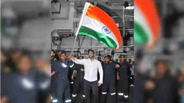 Independence Day | जश्न-ए-आझादी..., सलमान खानपासून ते कार्तिक आर्यनपर्यंत सर्वांनी तिरंगा फडकावत देशवासियांना दिल्या स्वातंत्र्यदिनाच्या शुभेच्छा