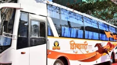 ST AC Sleeper | एसटी महामंडळ पुन्हा मैदानात, खासगी ट्रॅव्हल्सला टक्कर देण्यासाठी एसी स्लीपर बस सुरु करणार