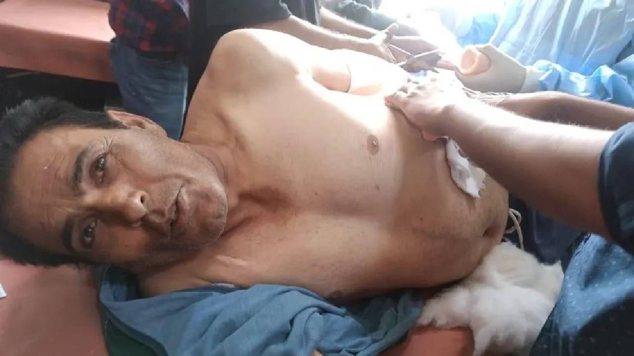 Kashmiri Pandit : काश्मिरात पुन्हा एकदा काश्मिरी पंडिताची हत्या; शोपियांमध्ये दहशतवाद्यांचा गोळीबार