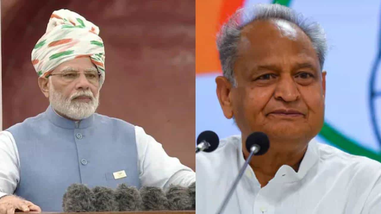 Congress : निमलष्करी दलाच्या ट्रकमध्ये भरुन पैसे भाजपा कार्यालयात पोहचवले, काँग्रेसच्या एका मुख्यमंत्र्याचा गंभीर आरोप, महाराष्ट्रात आणि कर्नाटकात कांदे-बटाट्यांनी सरकारे बदलली नाहीत