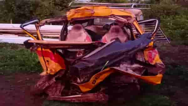 Pune-Ahmednagar Accident: पुणे-अहमदनगर महामार्गावर भीषण अपघात; ट्रकची-कारला धडक; एकाच कुटुंबीतील 5 जण जागीच ठार