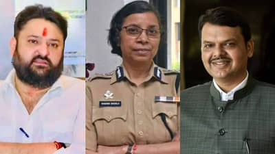 Devendra Fadnavis : मोहित कंबोज आणि फोन टॅपिंग प्रकरणातील अधिकारी रश्मी शुक्ला सागरवर; फडणवीसांची भेट घेतल्याने चर्चांना उधाण