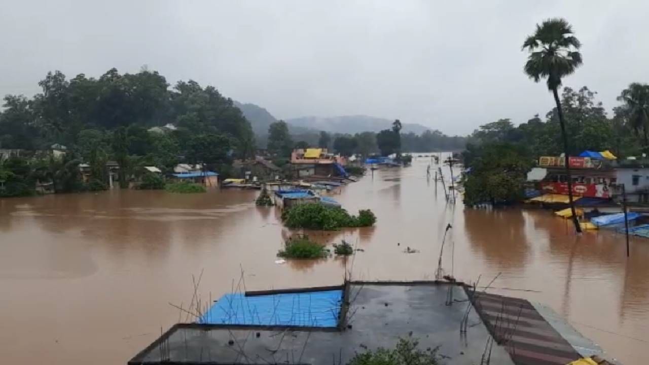 Gadchiroli | भामरागड तालुक्यात अजूनही 150 घरे पाण्याखाली, पुरामुळे नागरिकांचे जनजीवन विस्कळीत
