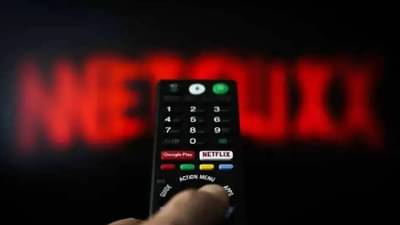 Netflix प्लॅन घेण्यापूर्वी सावधान! नेटफ्लिक्सच्या स्वस्त प्लॅनमध्ये हे फीचर नाही, इंटरनेट नसताना होणार नुकसान