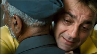 Jadu Ki Jhappi Viral: जादू की झप्पीने लावली ना वाट! ऑफिसमध्ये मिठी मारली,1 लाख 16 हजारांचा दंड भरावा लागला