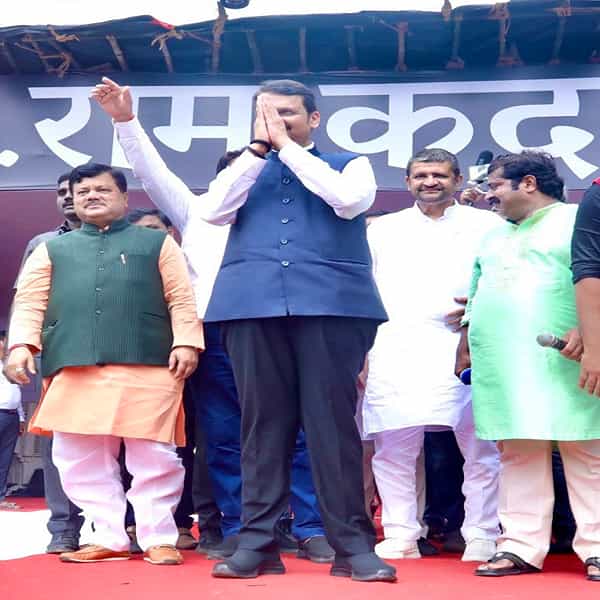 दहीहंडी उत्सवाच्या माध्यमातून भाजपने जोरदार शक्ती प्रदर्शन केले