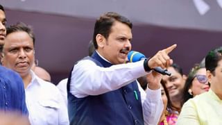 Devendra Fadnavis : कितने आमदमी थे?, 65 में से 50 निकल गये और सब कुछ…; देवेंद्र फडणवीसांनी शिवसेनेला डिवचले