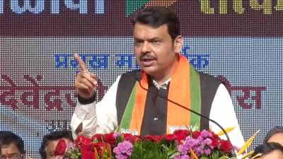Devendra Fadnavis : कितने आमदमी थे?, 65 में से 50 निकल गये और सब कुछ...; देवेंद्र फडणवीसांनी शिवसेनेला डिवचले