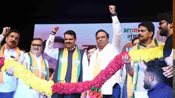 Ashish Shelar : फडणवीस जहाँ खडे होते है, लाइन वहाँ से शुरू होती है; कार्यकर्ता मेळाव्यात शेलारांची डायलॉगबाजी