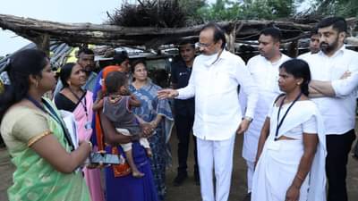 मेळघाटमधील कुपोषणाचा प्रश्न विधानसभेत मांडणार, विरोधी पक्षनेते अजित पवारांनी घेतली कुपोषित बालक आणि मातांची भेट