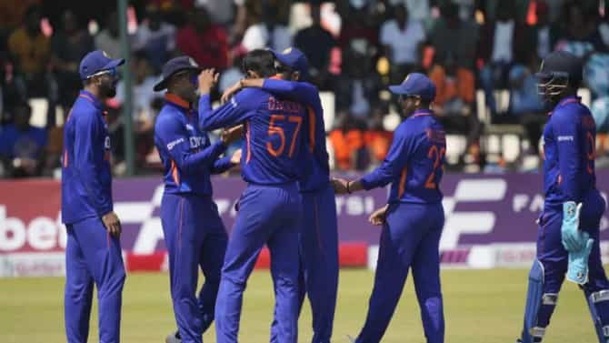 T20 World Cup टीममधून डावललं, आता भारताच्या या गोलंदाजाने इंग्लंडमध्ये काढला राग