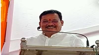 Sanjay Shirsat | मनात नाराजी, चेहऱ्यावर हसू, अतुल सावे राजकारणात येईल वाटलं नव्हतं, पण कॅबिनेट मंत्री झाला, संजय शिरसाट हसतच म्हणाले...