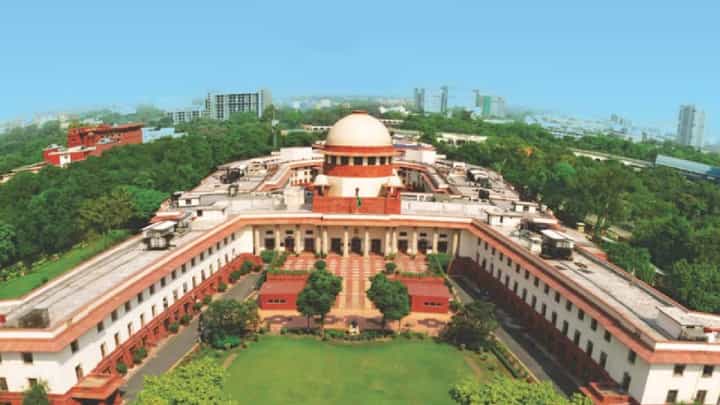 बेळगाव सीमा प्रश्नावर तब्बल 5 वर्षांनी सुनावणी, मुख्यमंत्री एकनाथ शिंदेंचा वकिलांना फोन म्हणाले..... बेळगाव सीमा प्रश्नावर तब्बल 5 वर्षांनी सुनावणी, मुख्यमंत्री एकनाथ शिंदेंचा वकिलांना फोन म्हणाले.....