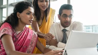 New Labour Code | 3 दिवस सुट्टी आणि कमी वेतन कायद्याचा फायदा कोणाला? काय आहे यामागे सरकारचा प्लॅन?