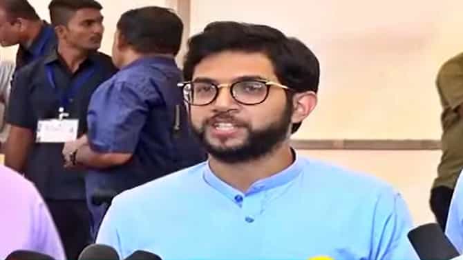 Aditya Thackeray : विधीमंडळाच्या पायऱ्यांवर अशी 50 खोक्यांची ऑफर कुणी कसं देऊ शकतं? आदित्य ठाकरेंचा सरकारला संतप्त सवाल