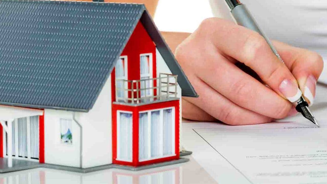 PNB Home Auction | स्वस्तात घर खरेदीची संधी, पंजाब नॅशनल बँकेची ही खास ऑफर माहिती आहे का?