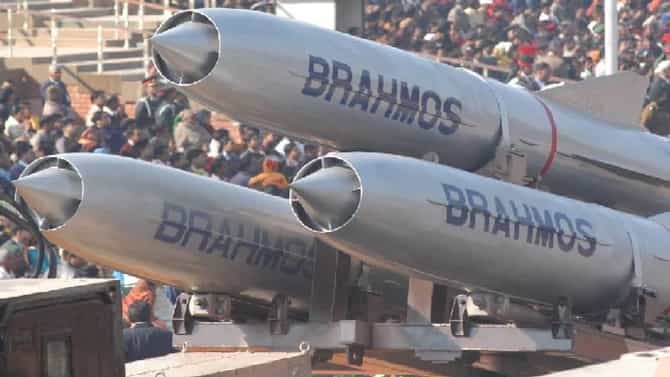 Bramhose Misfires : ब्रम्होस मिसफायर प्रकरणात हवाई दलाची मोठी कारवाई; तीन अधिकारी बडतर्फ