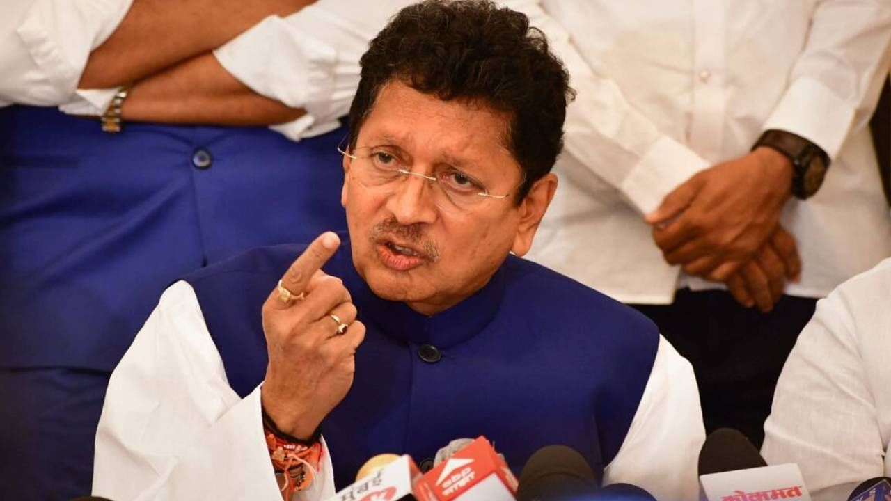 Deepak kesarkar: 50 खोकेच काय 50 रुपये जरी घेतले असतील तर मंत्रिपदाचा राजीनामा देईल- दीपक केसरकर Deepak kesarkar: 50 खोकेच काय 50 रुपये जरी घेतले असतील तर मंत्रिपदाचा राजीनामा देईल- दीपक केसरकर