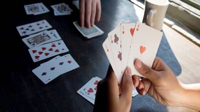 जुगार अड्ड्यावर धाड; औरंगाबादमध्ये काँग्रेस आणि राष्ट्रवादीच्या नगरसेवकांना जुगार खेळताना रंगेहात अटक