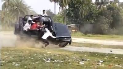 Thar Stunt Viral: मस्ती मस्तीत थार गोल गोल फिरवली, पडले तंगड्या वर करून! व्हिडीओ व्हायरल, लई हसले लोकं...