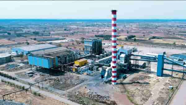 Sugarcane : ऊस बिलासाठी बीडचे शेतकरी सोलापुरात, साखर सहआयुक्त कार्यालयाकडील तक्रारीने लागणार का प्रश्न मार्गी..?