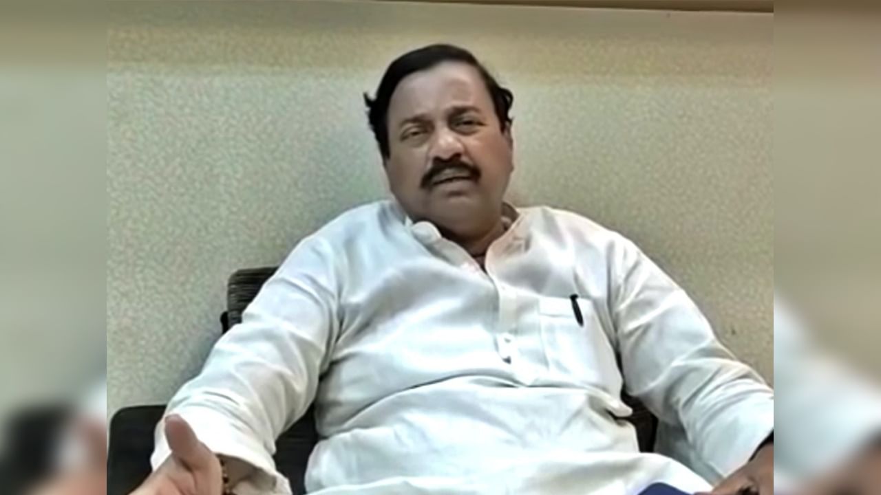 Sunil Tatkare : हे सरकार तर प्रचंड गतिमान पण रस्त्याच्या विषयात राजकारण नको, सुनील तटकरेंचा रवींद्र चव्हाणांना टोला