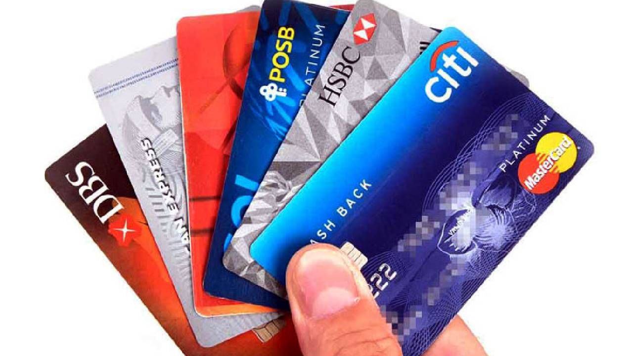 Debit And Credit Cards | ऑक्टोबरपासून डेबिट आणि क्रेडिट कार्डसंबंधी हा होईल बदल, तुमचा काय होईल फायदा Debit And Credit Cards | ऑक्टोबरपासून डेबिट आणि क्रेडिट कार्डसंबंधी हा होईल बदल, तुमचा काय होईल फायदा