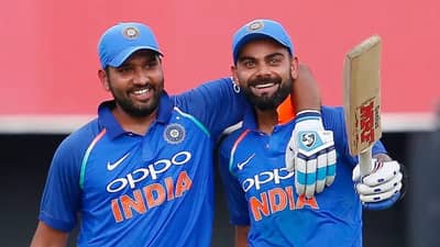 Asia Cup 2022 : ब्रेकनंतर कोहली एकदम फ्रेश, महिनाभराच्या विश्रांतीनंतर विराटकडून आशा वाढल्या, रोहित शर्मानं दिली फॉर्मबद्दल अपडेट