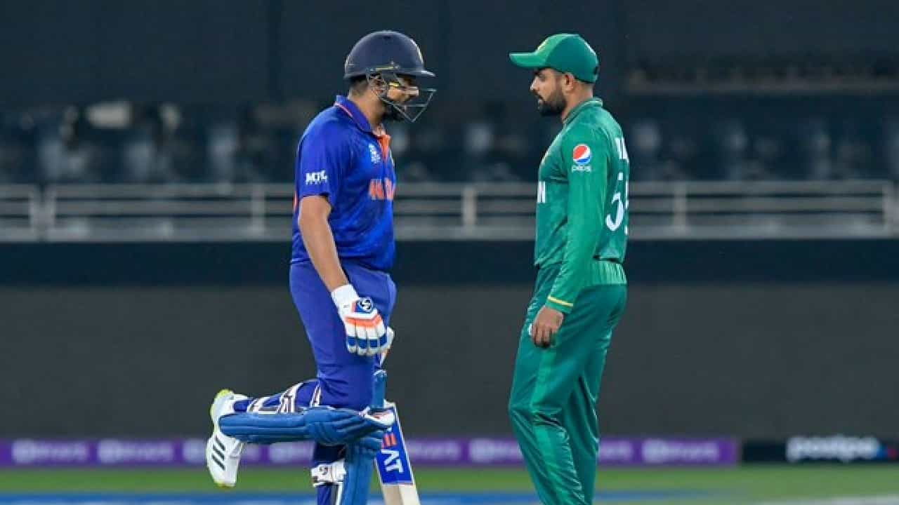 IND vs PAK T20 WC: भारत-पाकिस्तान सामन्याची जबरदस्त क्रेझ, तिकीट खरेदीत चाहत्यांचा विक्रम