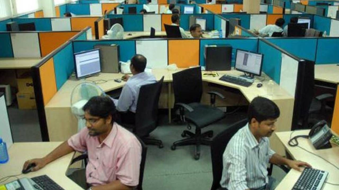 Jobs Change | मीसुद्धा बदलली नोकरी, संधीची संधी चोहीकडे, आयटी क्षेत्रात 50 हजार जणांना लॉटरी!