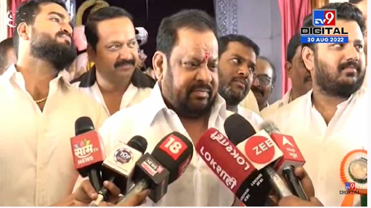 Shahajibapu Patil | लोकांच्या कामासाठी उद्धव ठाकरे यांनी मतदारसंघात बंगला घेऊन मुक्काम ठोकावा, शहाजीबापूंची पुन्हा मिश्किल प्रतिक्रिया Shahajibapu Patil | लोकांच्या कामासाठी उद्धव ठाकरे यांनी मतदारसंघात बंगला घेऊन मुक्काम ठोकावा, शहाजीबापूंची पुन्हा मिश्किल प्रतिक्रिया