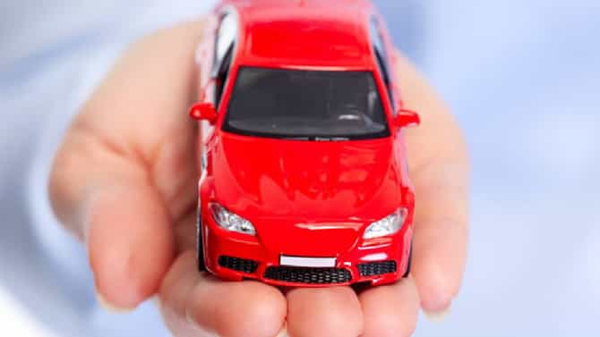 Festive Car Loan | सणामध्ये घरी आणा नवी कोरी कार, सुलभ कर्जासाठी या टिप्स फॉलो करा..