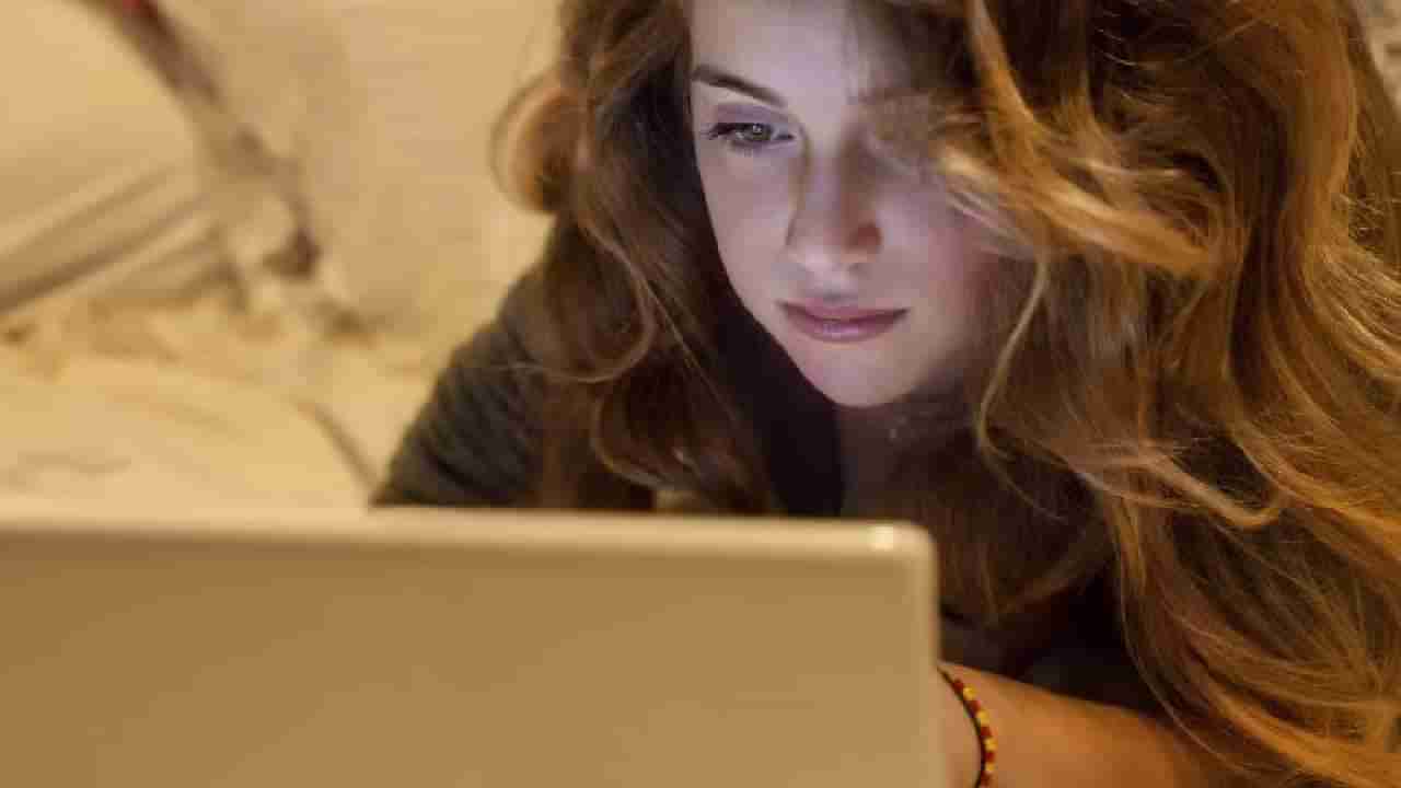 Google Search | एकट्या असताना मुली Google वर काय सर्च करतात ?