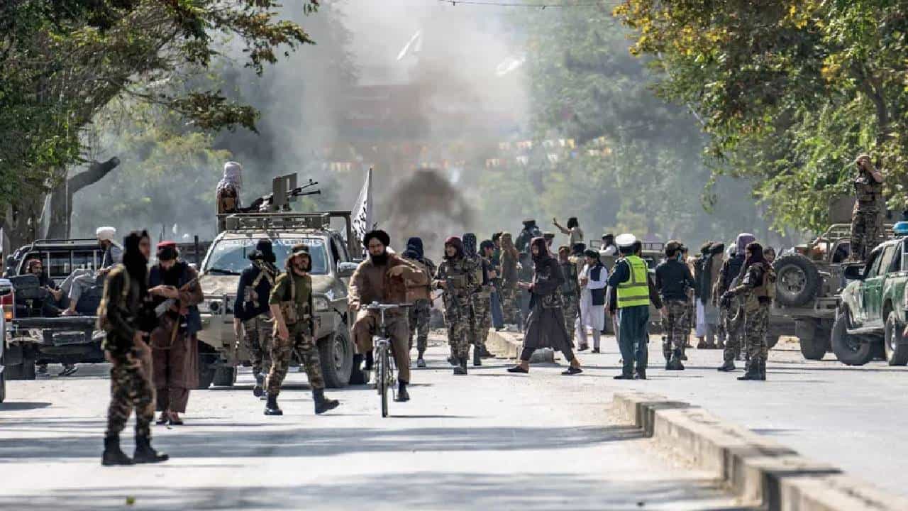 क्रुरतेचा कळस..! या देशात माणुसकी तरी शिल्लक राहिली का? लहान मुलांना तरी सोडा रे