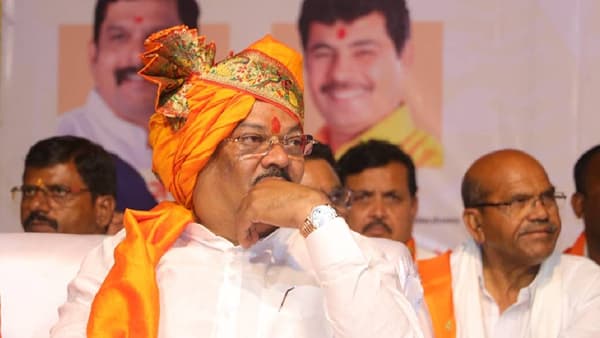 आमची बिल्ली आम्हालाच म्याव करते, संजय शिरसाटांनी सांगितली शिवसेनेची परिस्थिती